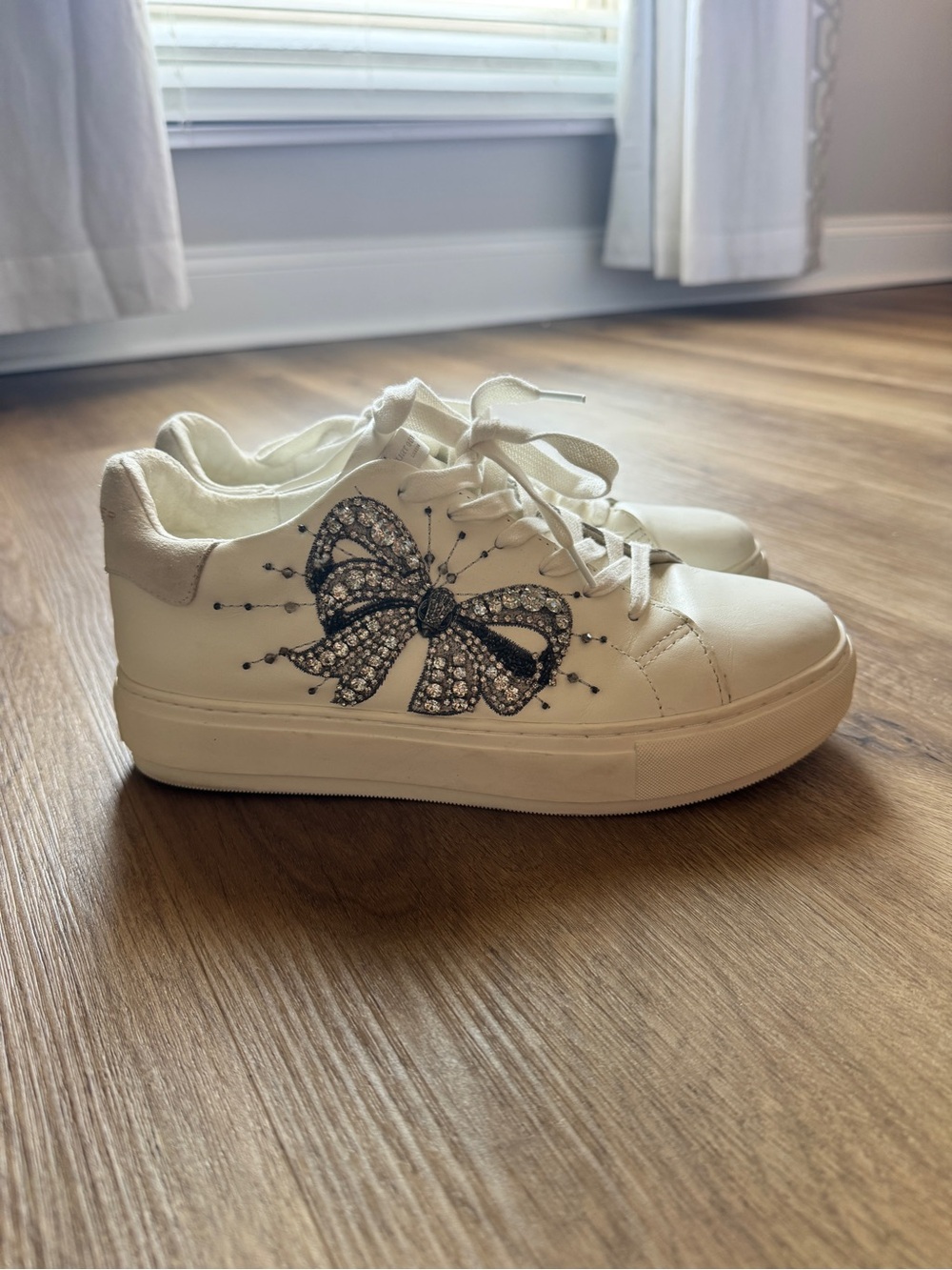 Kurt Geiger White Sneakers with Crystal Bow Accent